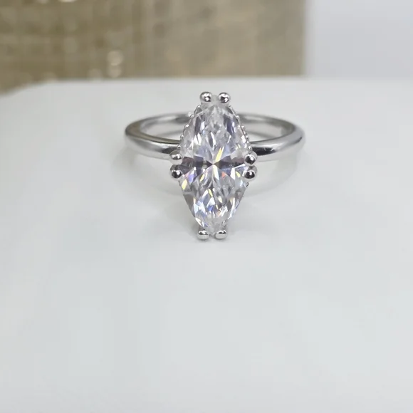 4CWT Moissanite 8-prong marquise cut set in solid S925 sterling silver. - Picture 6 of 11